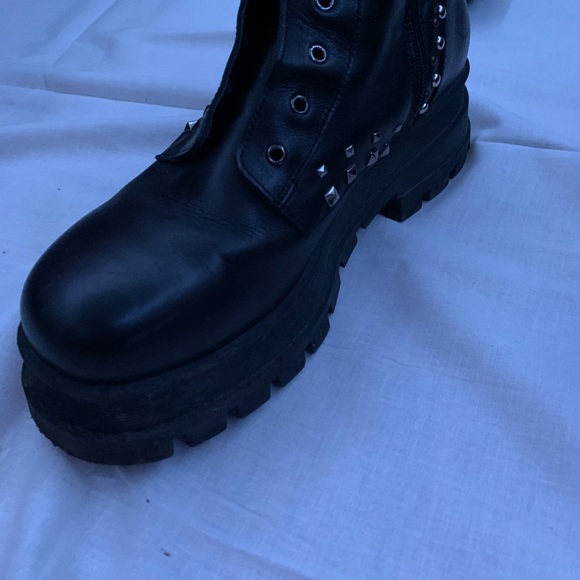 100% AUTHENTIC PINKO MELISSA STUDDED LEATHER ANKLE PLATFORM BOOTS (rare) - Picture 4 of 13